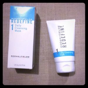 Rodan + fields daily cleansing mask NEW in box